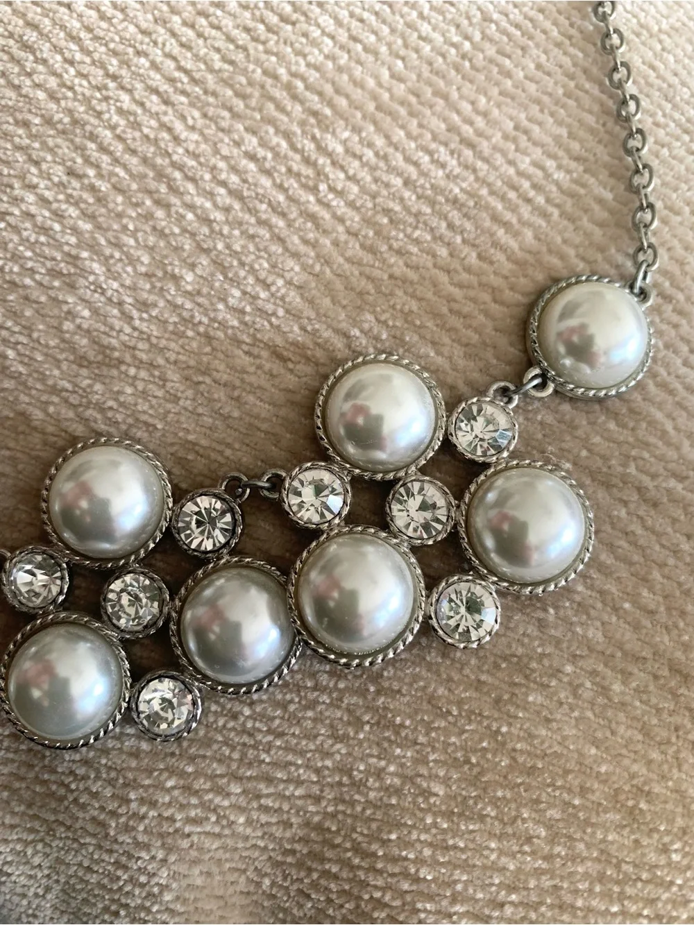 Silver-Tone Faux Pearl & Rhinestone Costume Statement Bib Necklace Jewelry